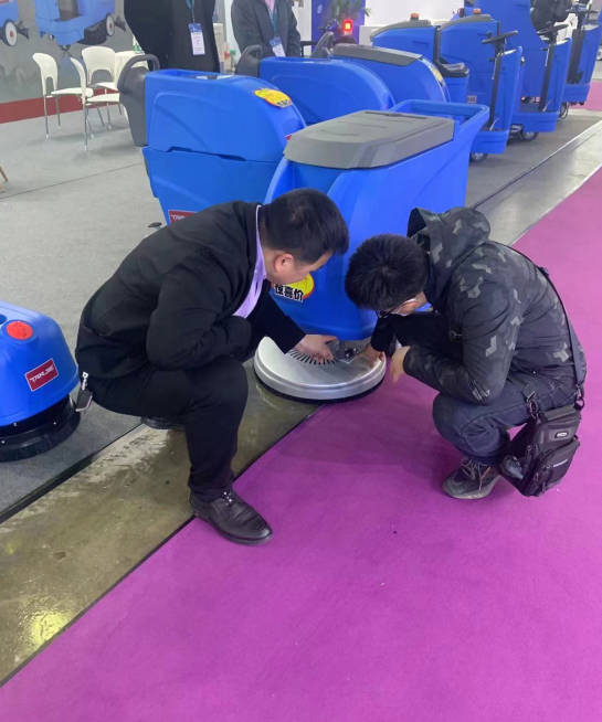深水埗小型电动洗地机是否适合用于环卫保洁